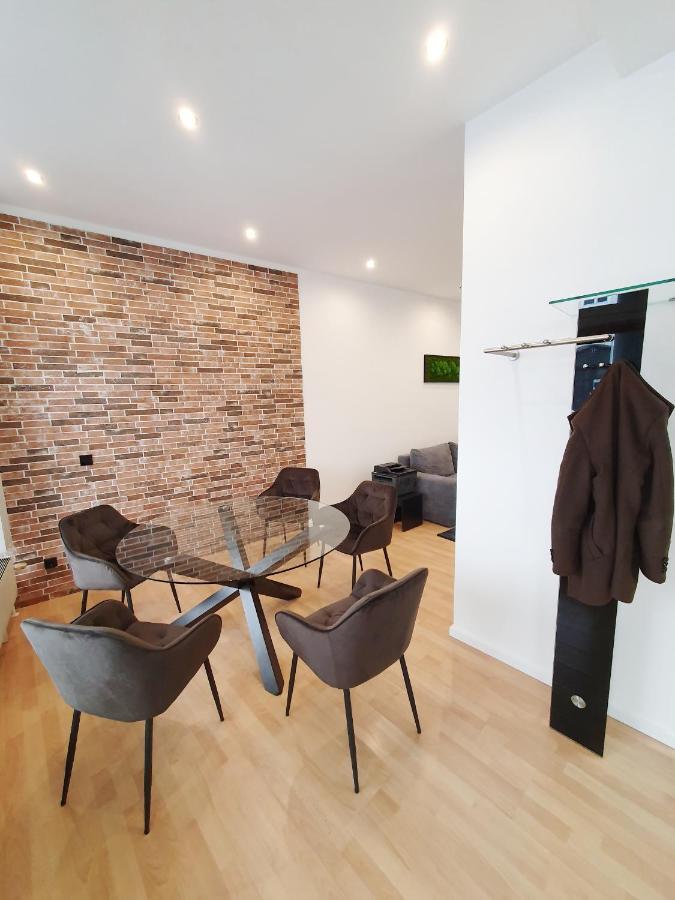 Modernes, Stilvolles Eingerichtetes Loft Viena Exterior foto